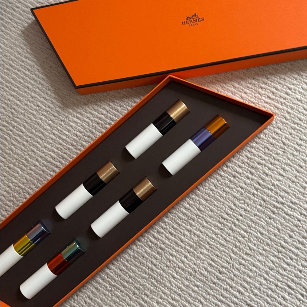 Hermès 6 Lipstick Set in Signature Orange Box - Picture 9 of 11